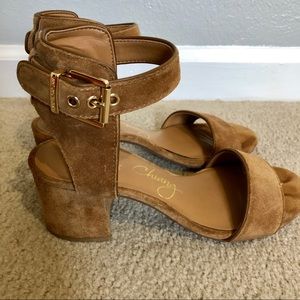 Arturo Chiang At-Hannan Sandal